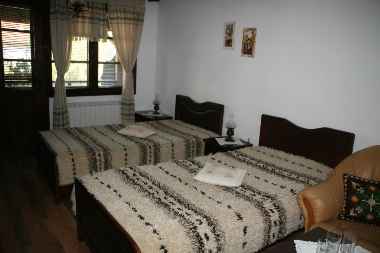 Oazis Guesthouse 洛维奇 外观 照片