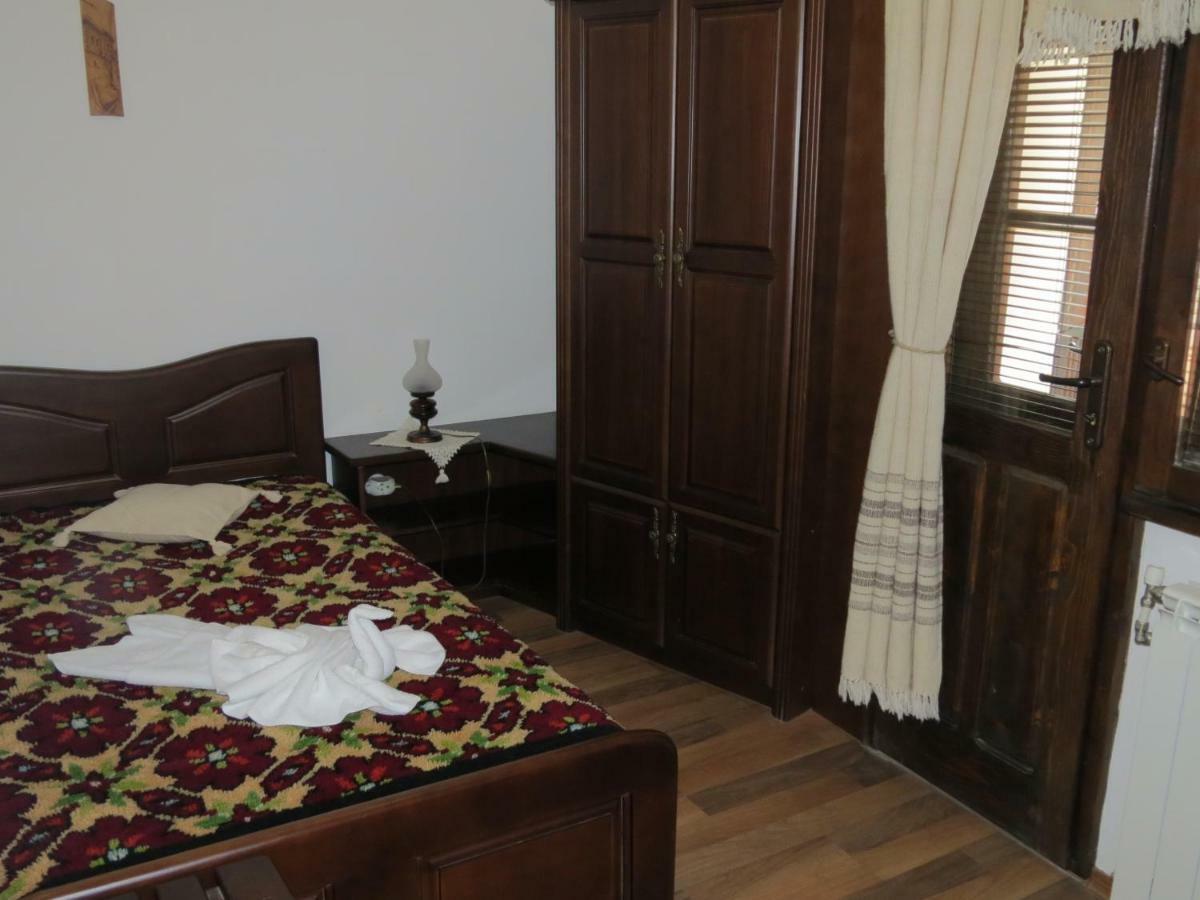 Oazis Guesthouse 洛维奇 外观 照片